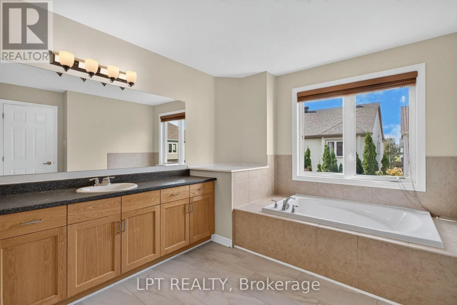 2632 WATERMUSIC BAY CRESCENT