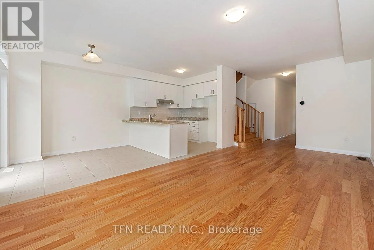 389 STARLIGHT AVENUE