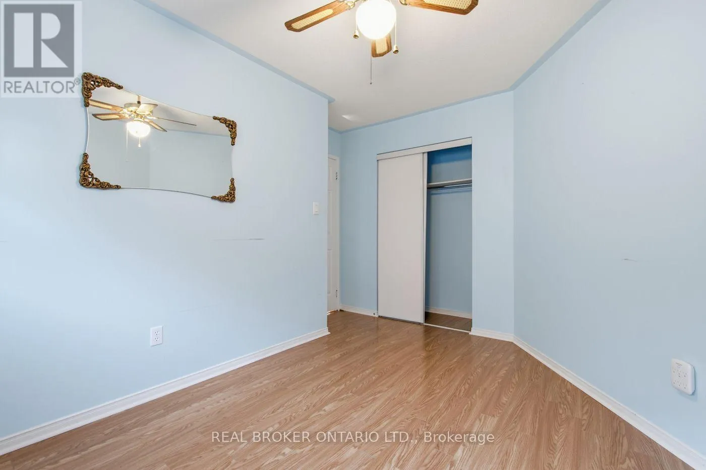 23 MADISON COURT W