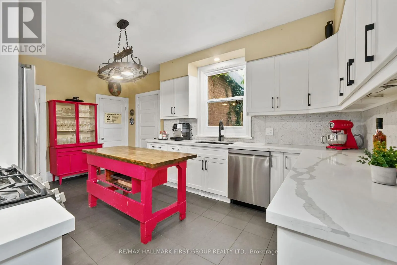44 JAMES STREET W