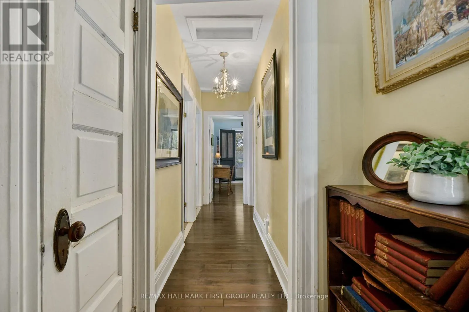 44 JAMES STREET W