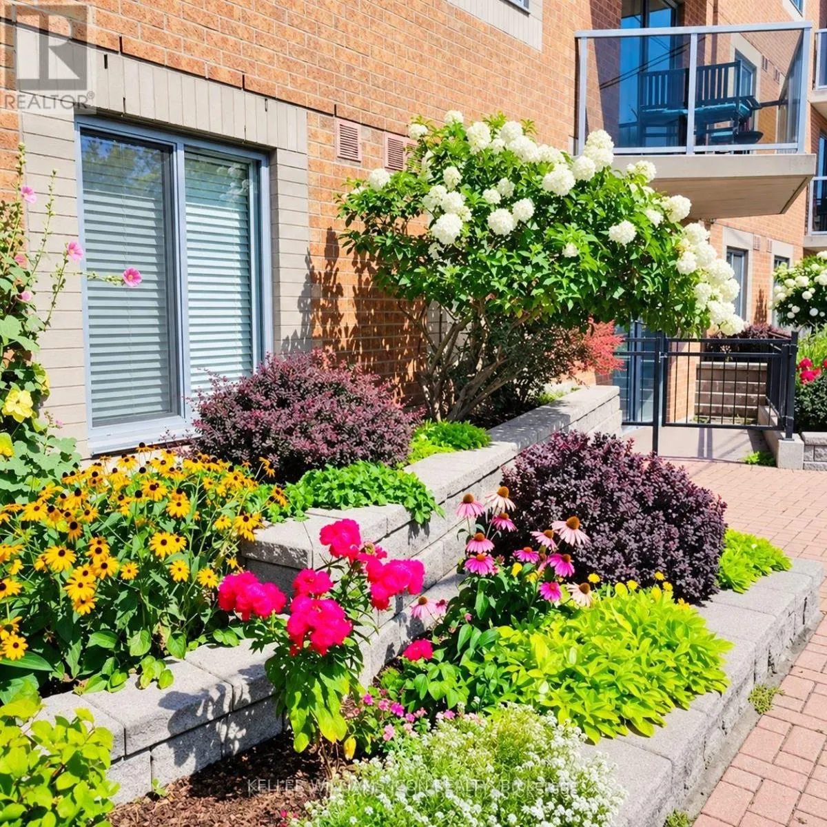 105 - 429 SOMERSET STREET W