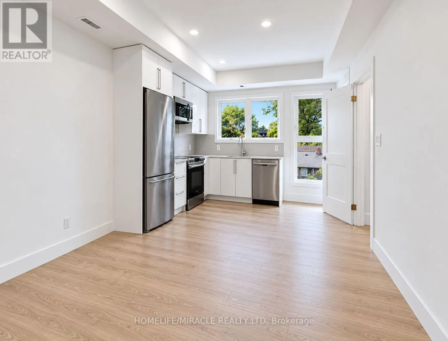 #311 - 6638 MCLEOD ROAD