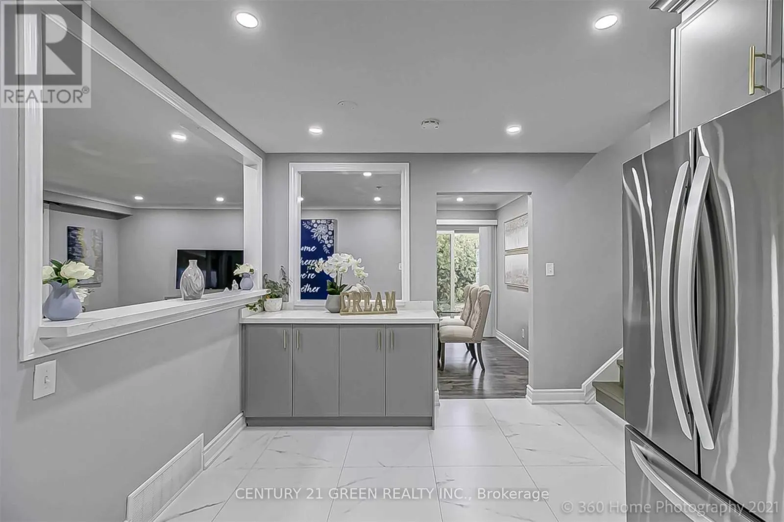 MAIN - 33 GARVEY CRESCENT