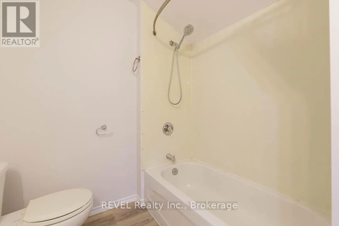 389 GLENDALE AVENUE