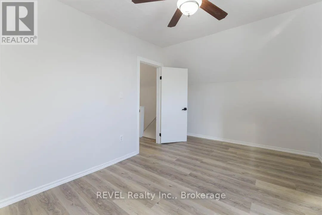 389 GLENDALE AVENUE