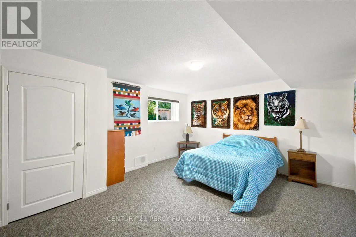 111 WHITE DRIVE
