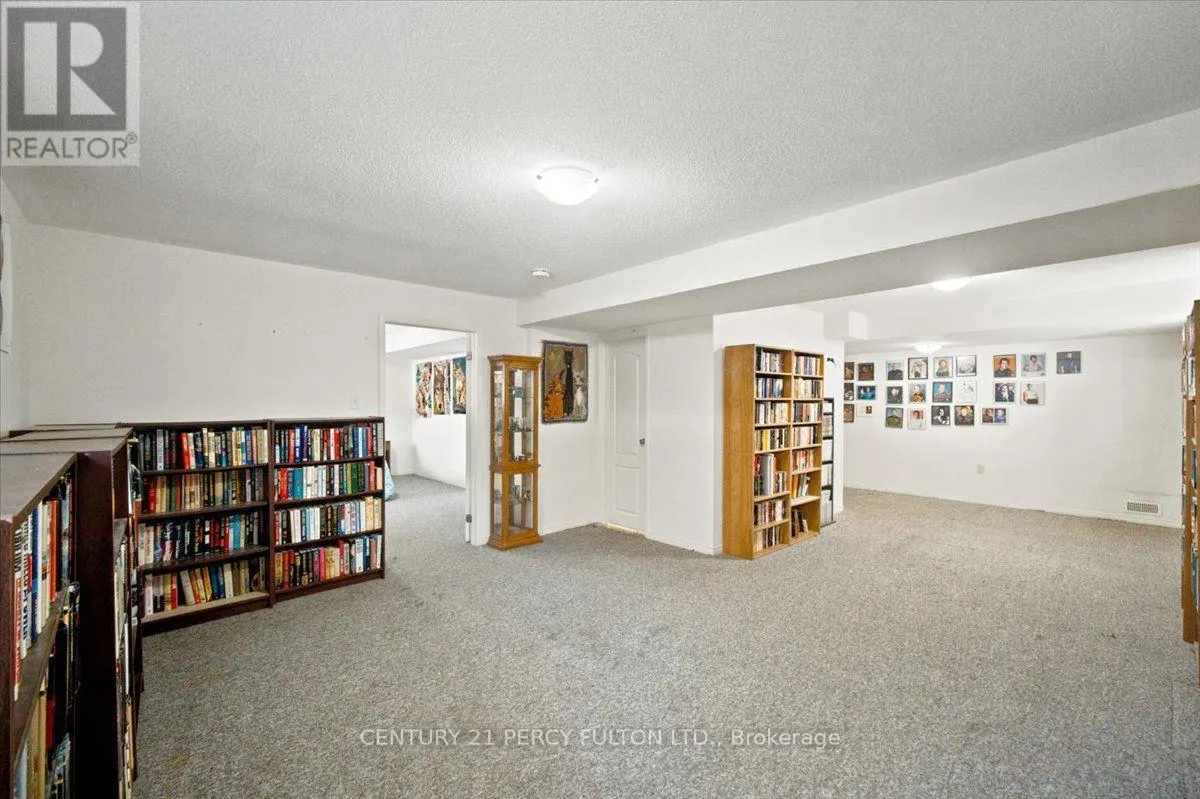 111 WHITE DRIVE