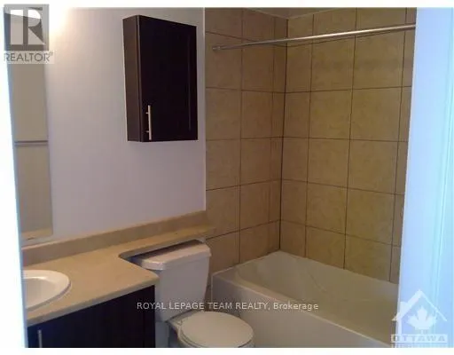 804A - 234 RIDEAU STREET S