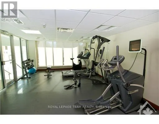 804A - 234 RIDEAU STREET S