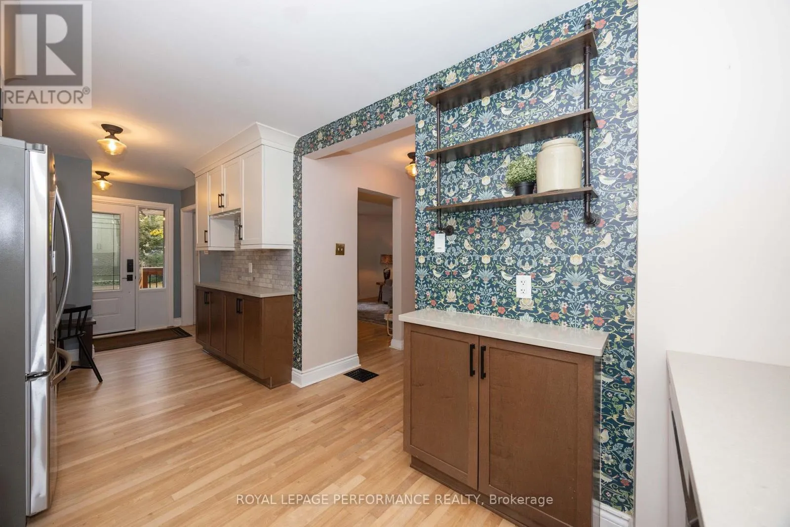 340 ST-DENIS STREET