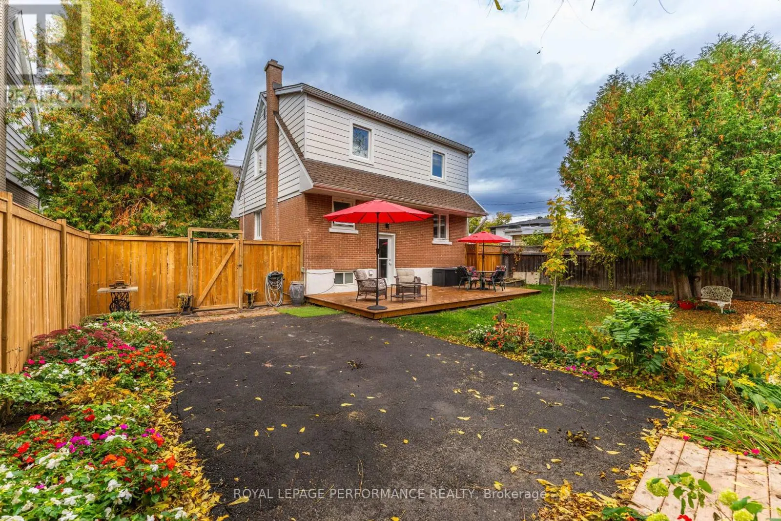340 ST-DENIS STREET