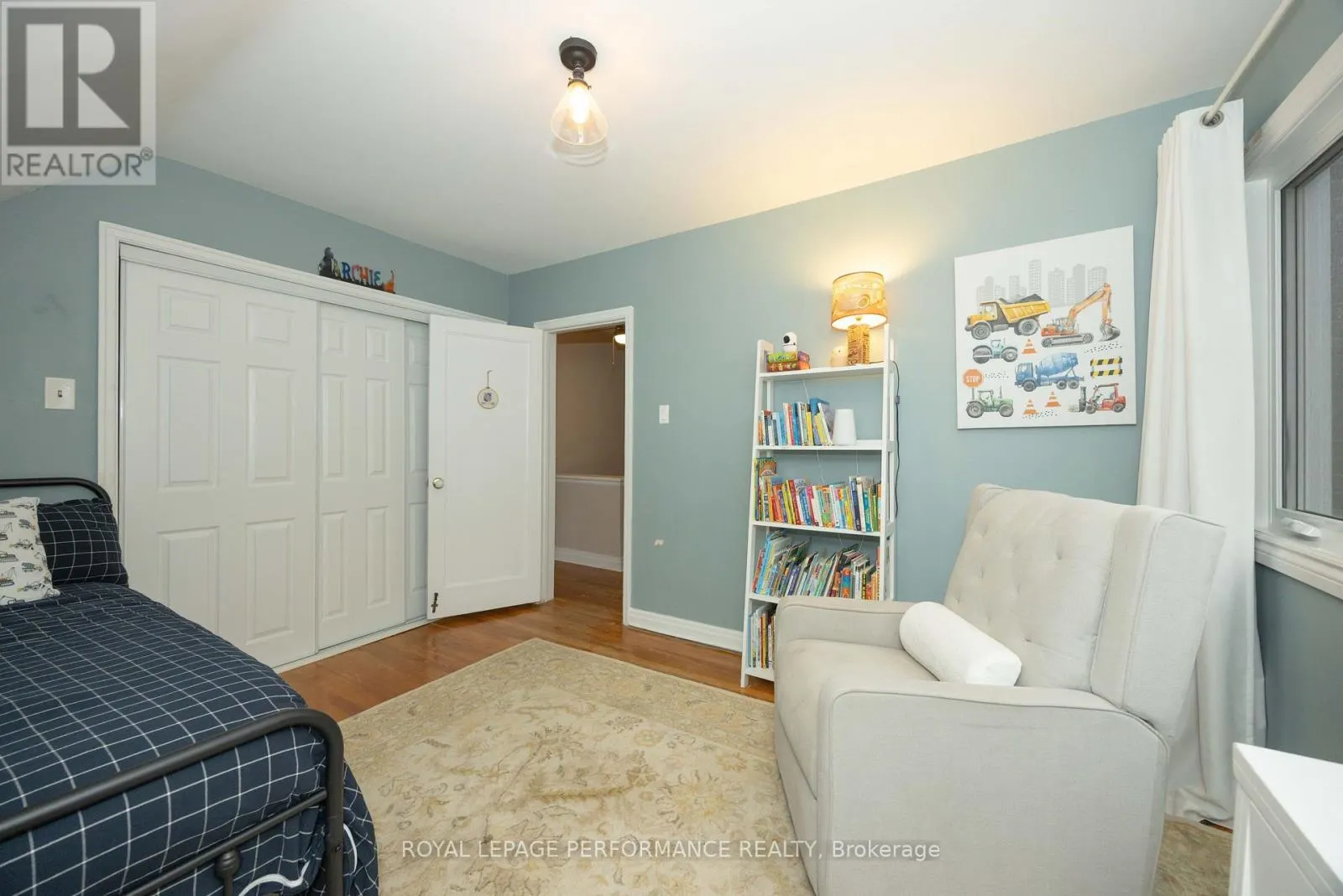 340 ST-DENIS STREET