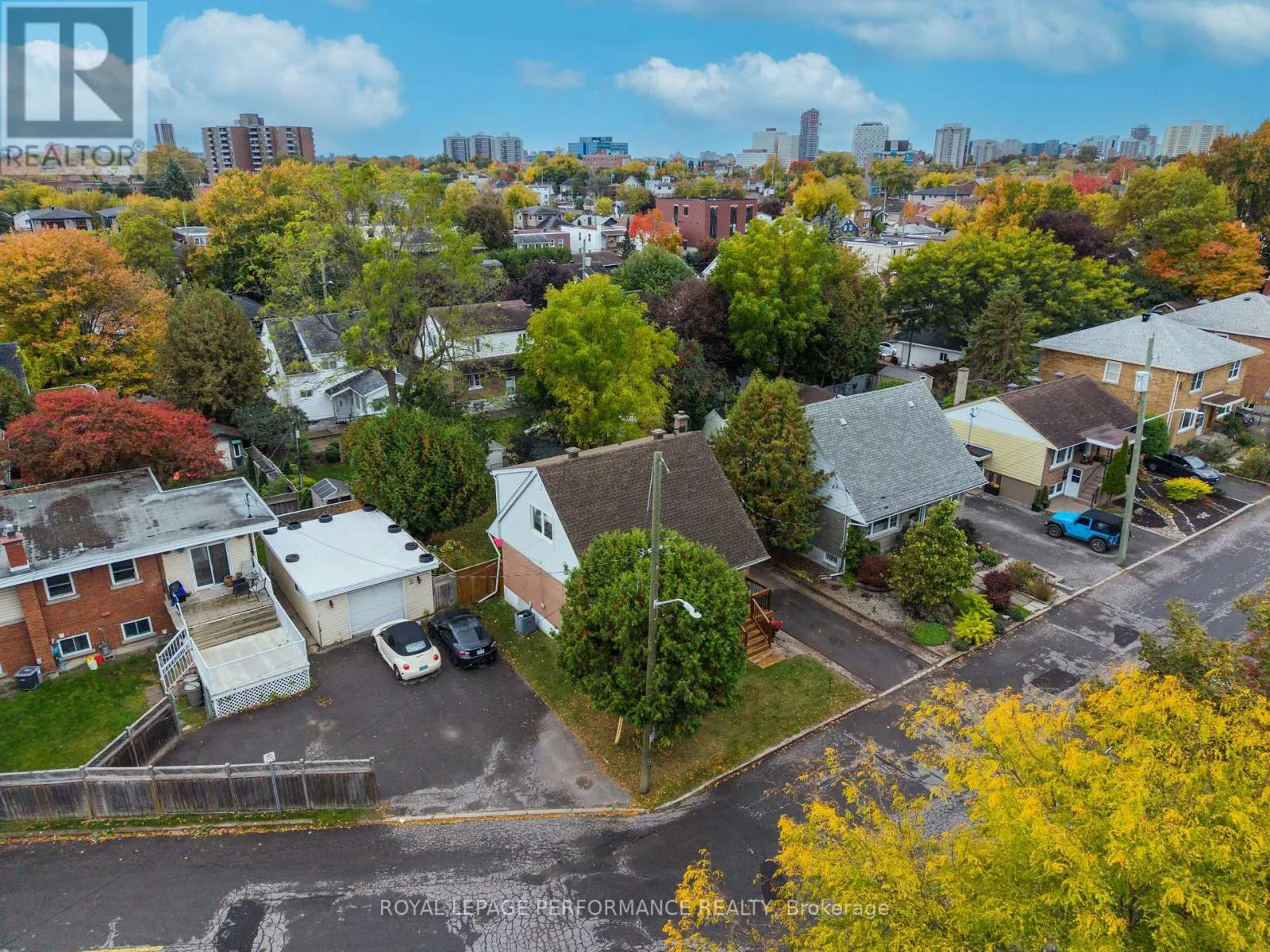340 ST-DENIS STREET