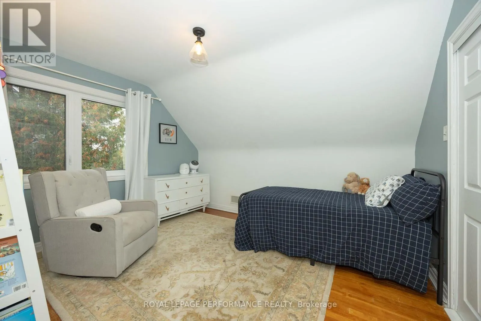 340 ST-DENIS STREET