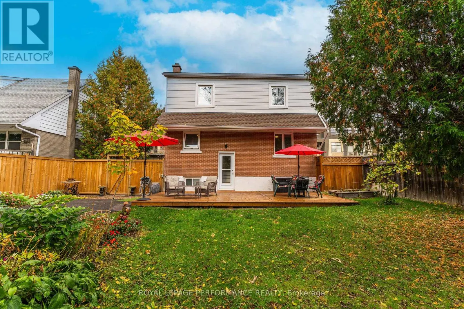 340 ST-DENIS STREET