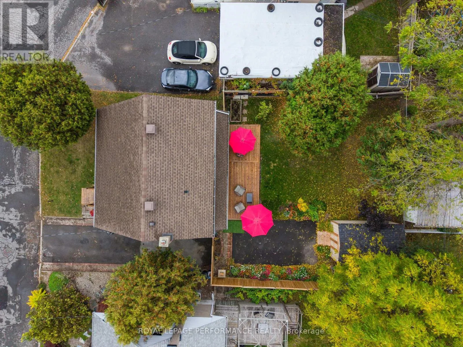 340 ST-DENIS STREET