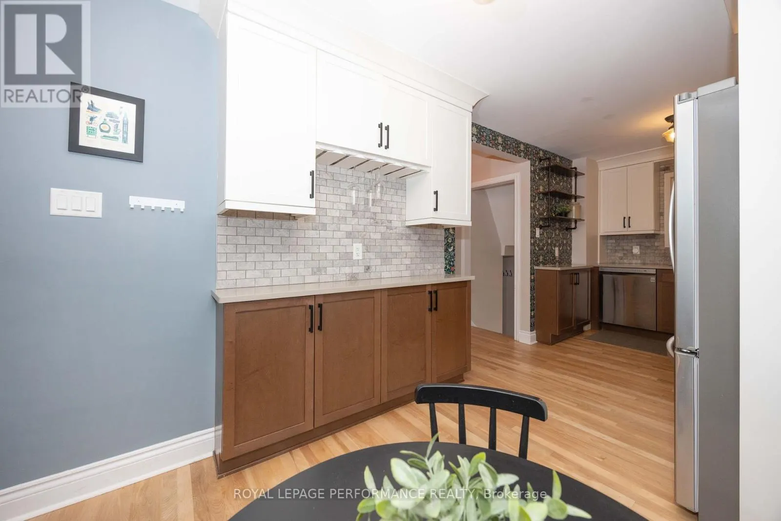 340 ST-DENIS STREET