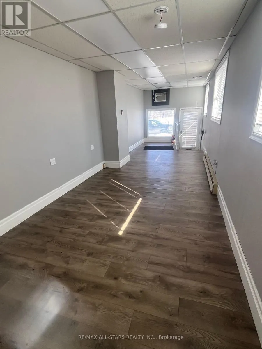 UNIT 1 - 57 WILLIAM STREET N #Unit 1