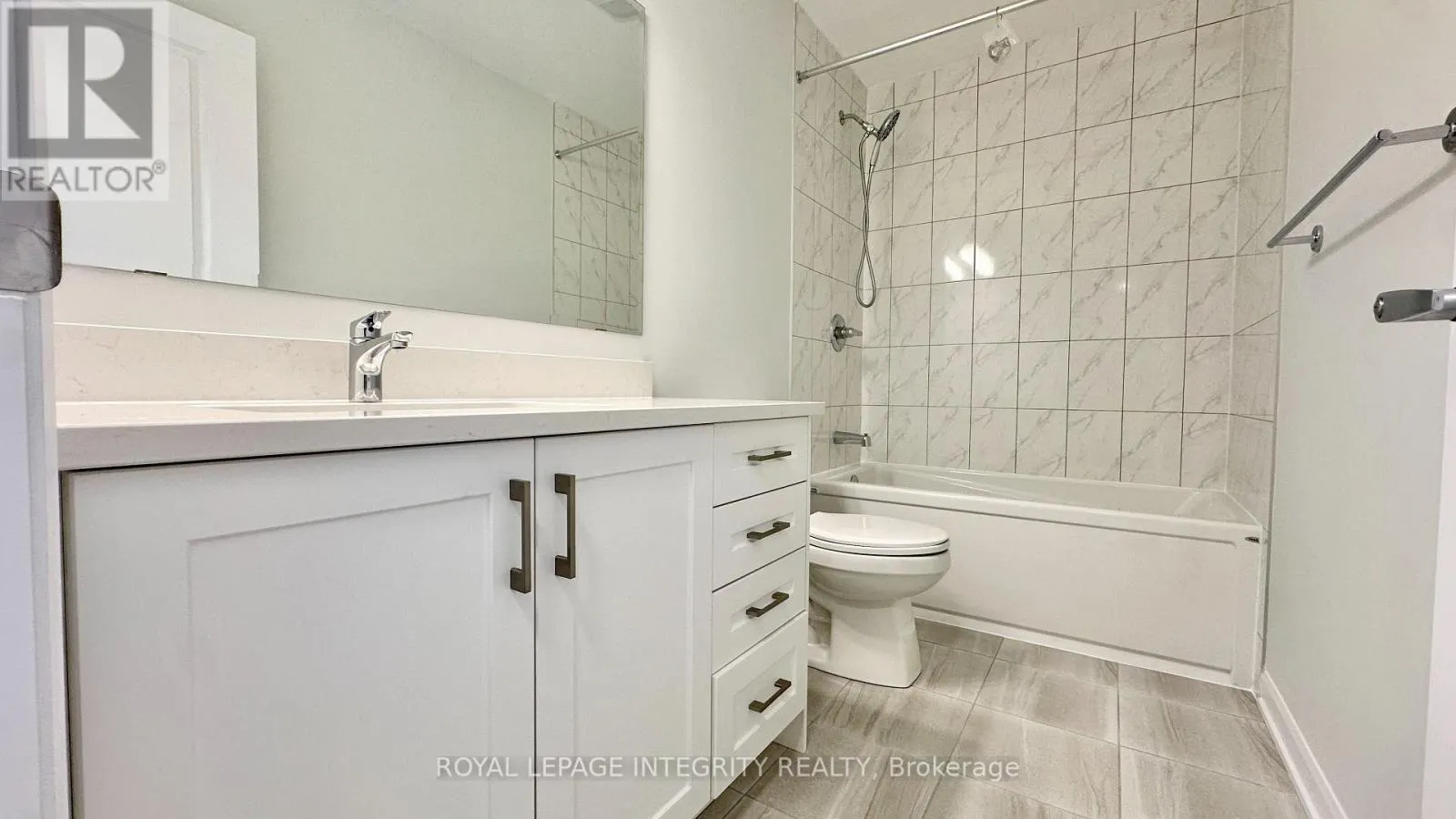 22 - 1001 GLENROY GILBERT DRIVE