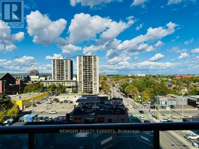 716 - 101 JOHN STREET N