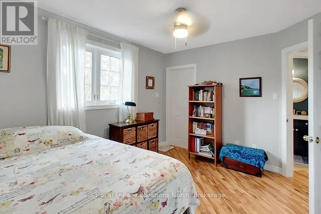 2 - 83 VICTORIA STREET #2