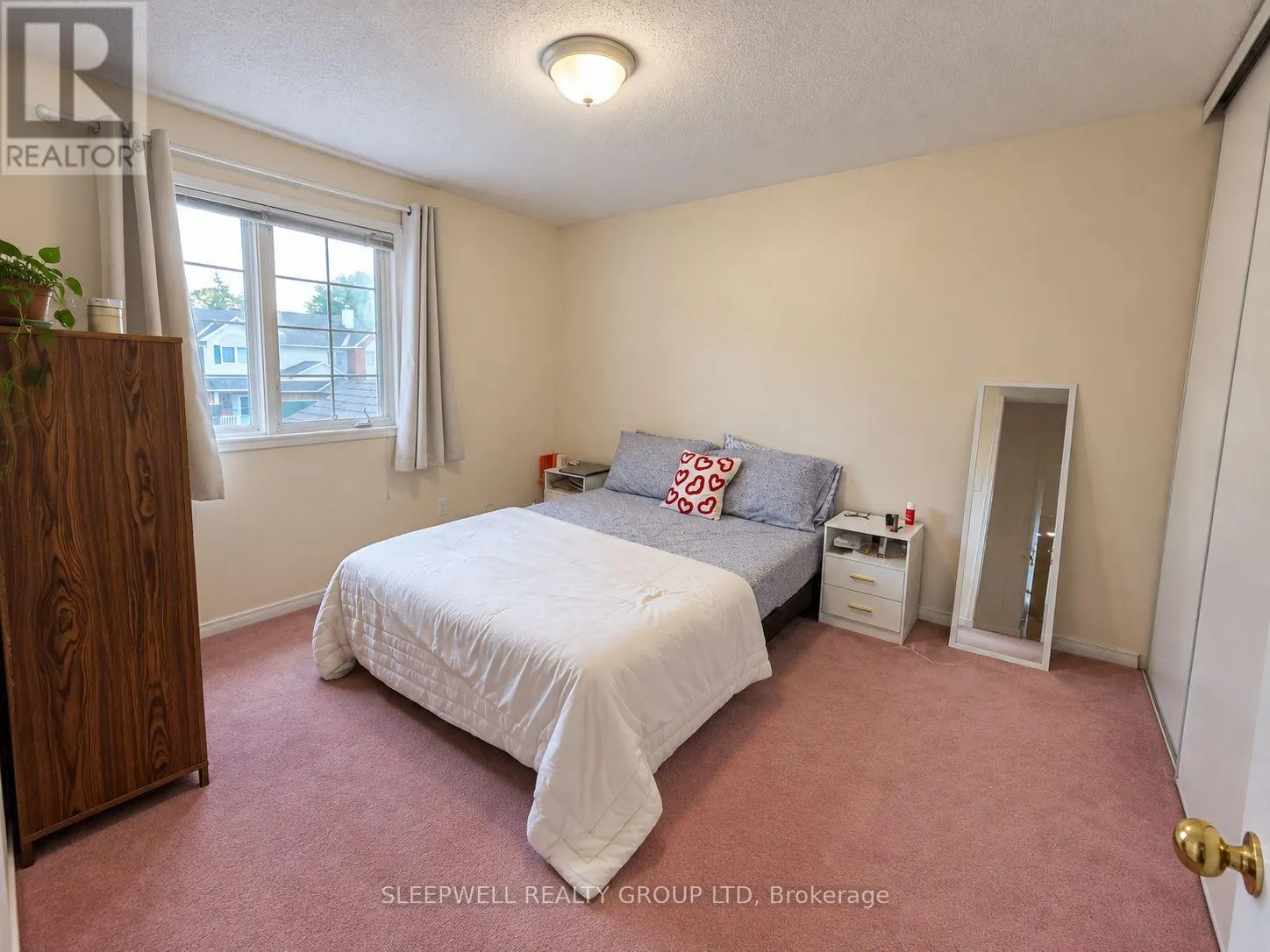 2 JACKMAN TERRACE