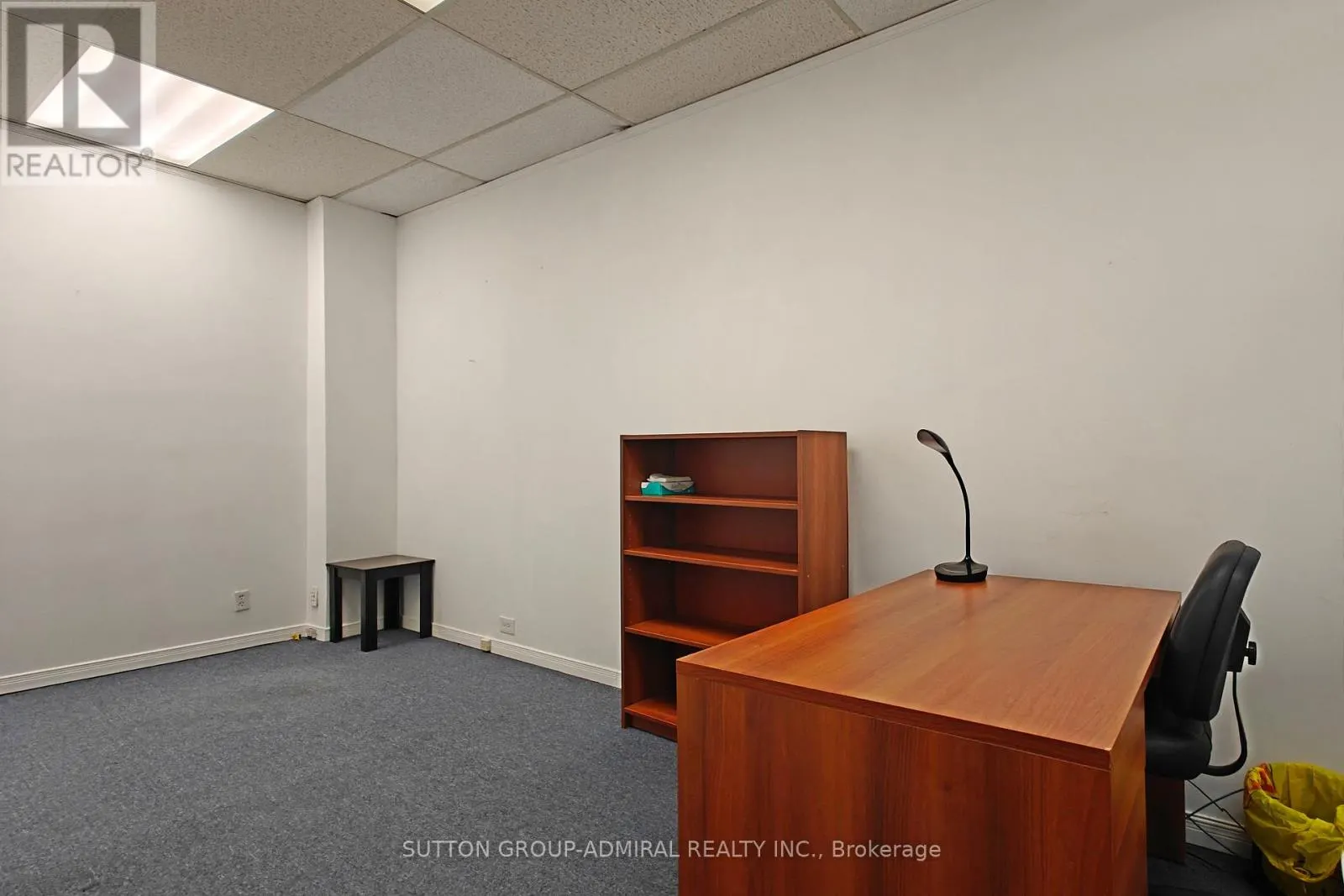 UNIT 104 - 253 DIVISION STREET