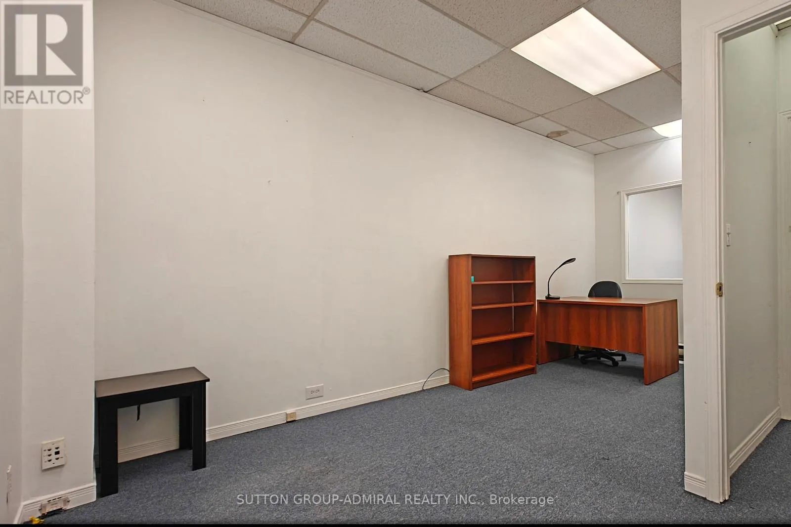 UNIT 104 - 253 DIVISION STREET