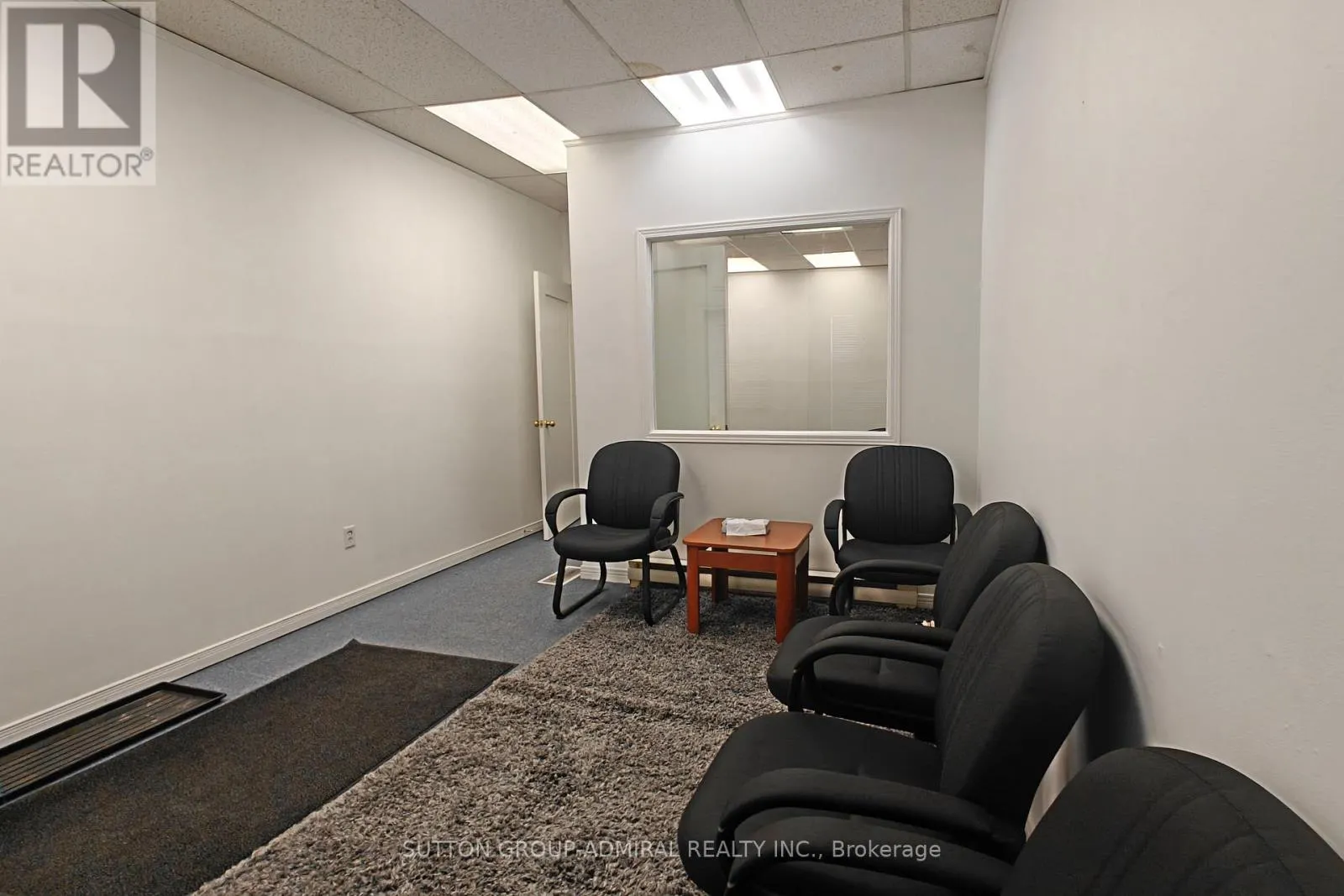 UNIT 104 - 253 DIVISION STREET