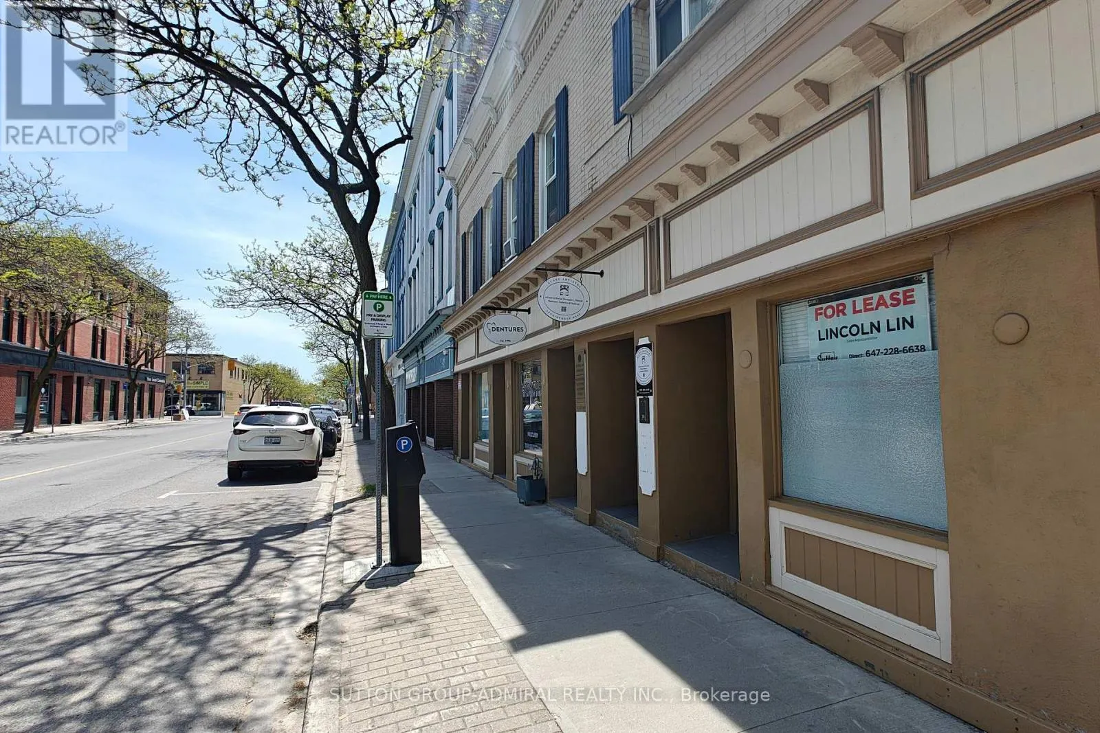 UNIT 104 - 253 DIVISION STREET
