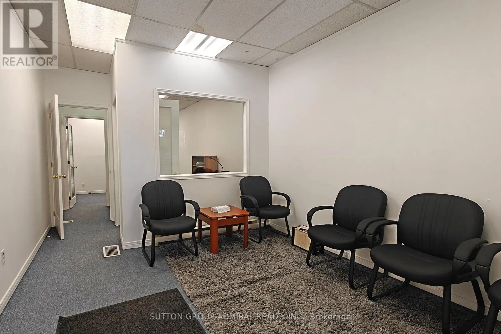 UNIT 104 - 253 DIVISION STREET