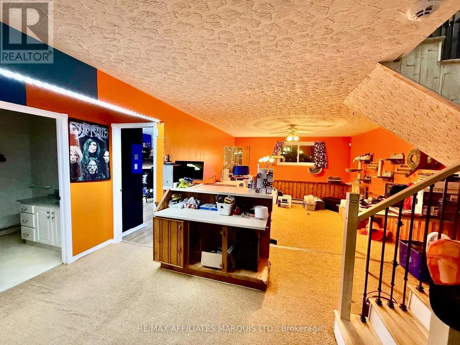 112 TWELFTH STREET E