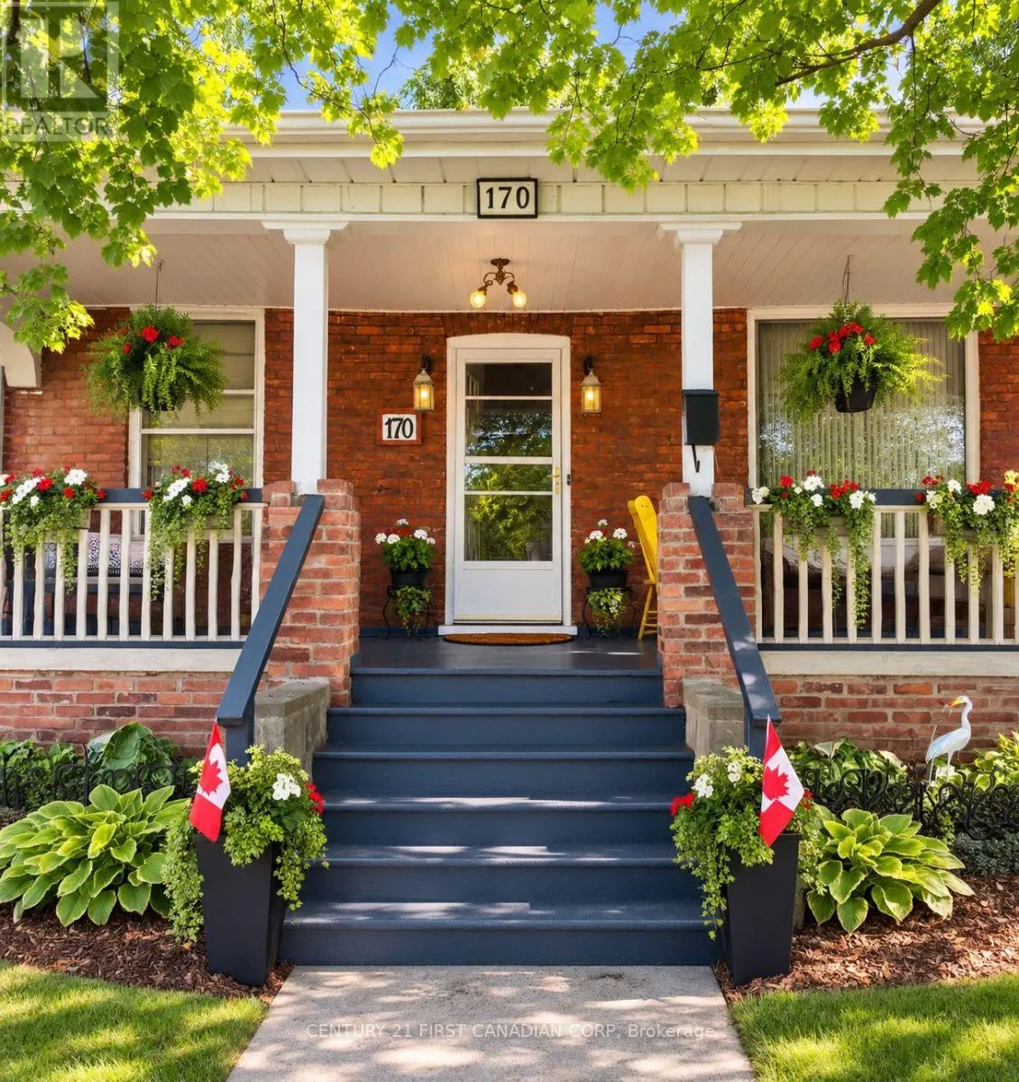 170 WELLINGTON STREET E