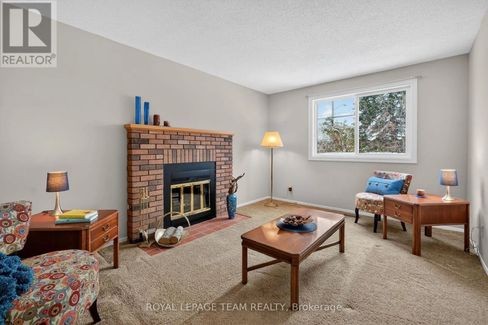 97 HUNTSMAN CRESCENT