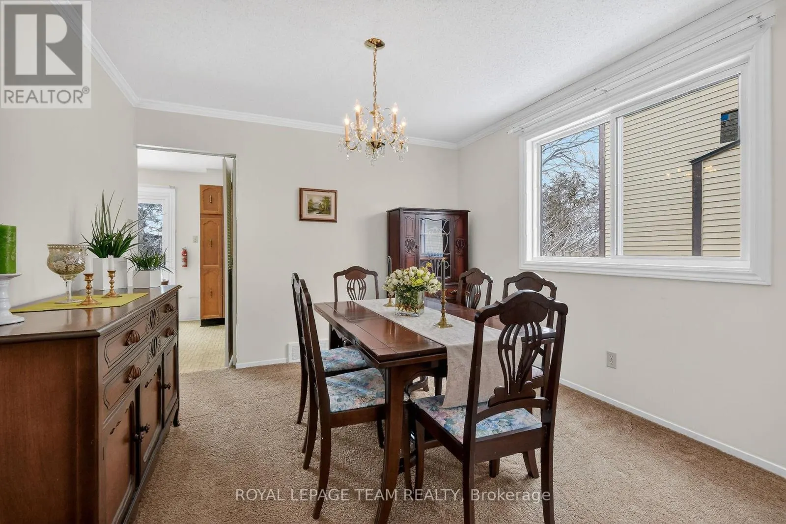 97 HUNTSMAN CRESCENT