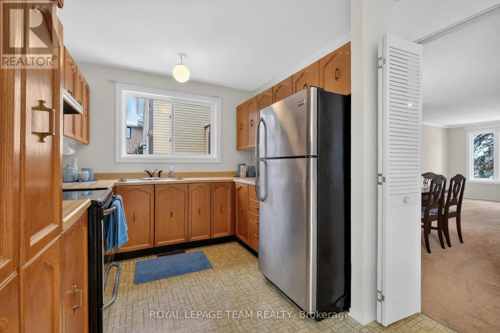 97 HUNTSMAN CRESCENT