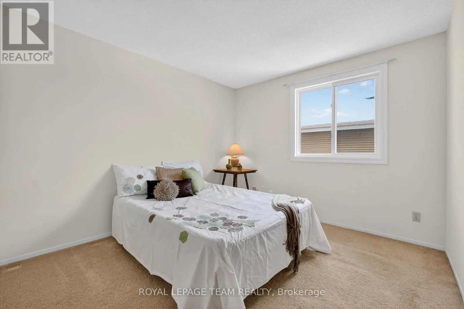 97 HUNTSMAN CRESCENT
