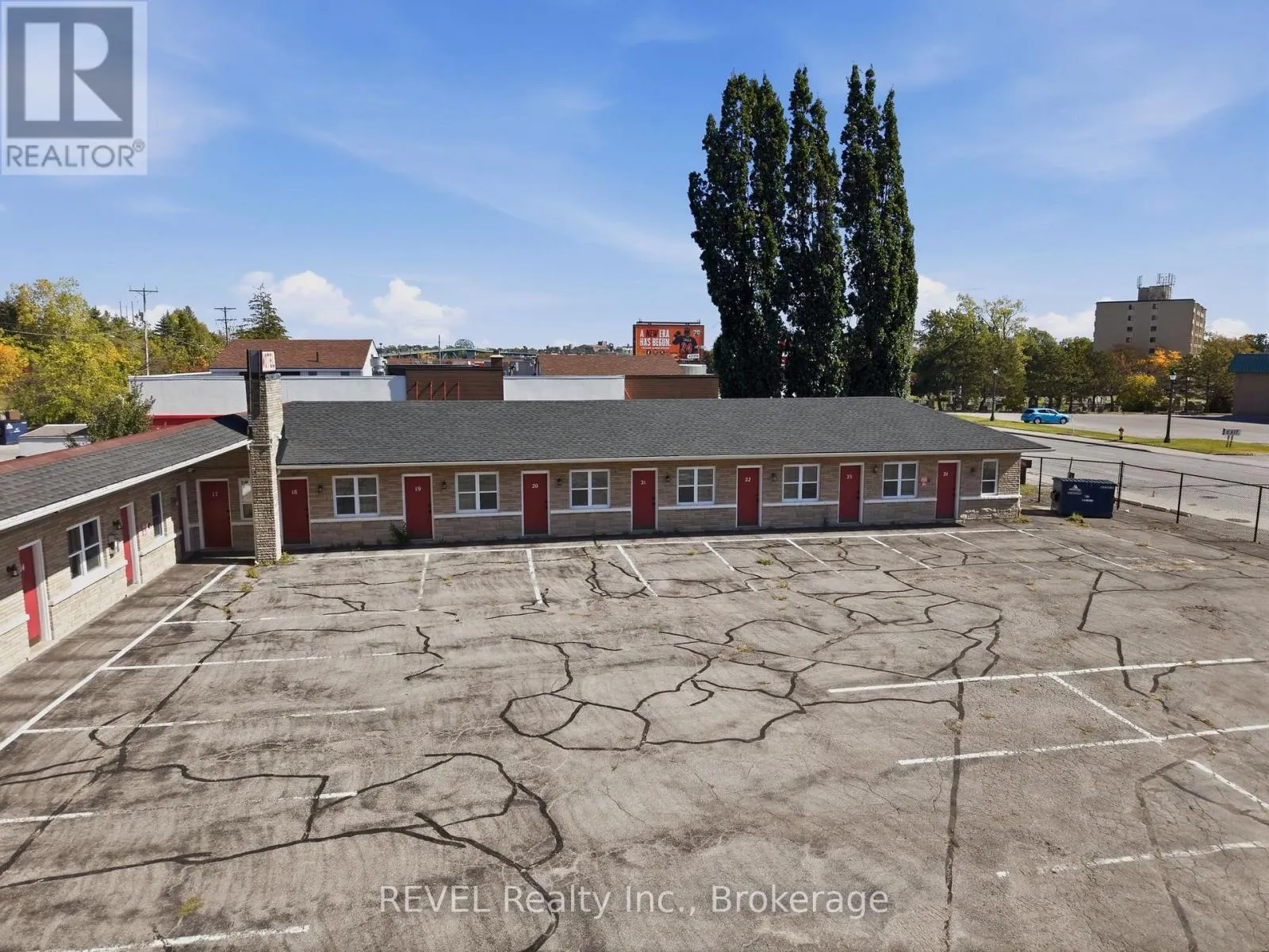 215 GARRISON ROAD