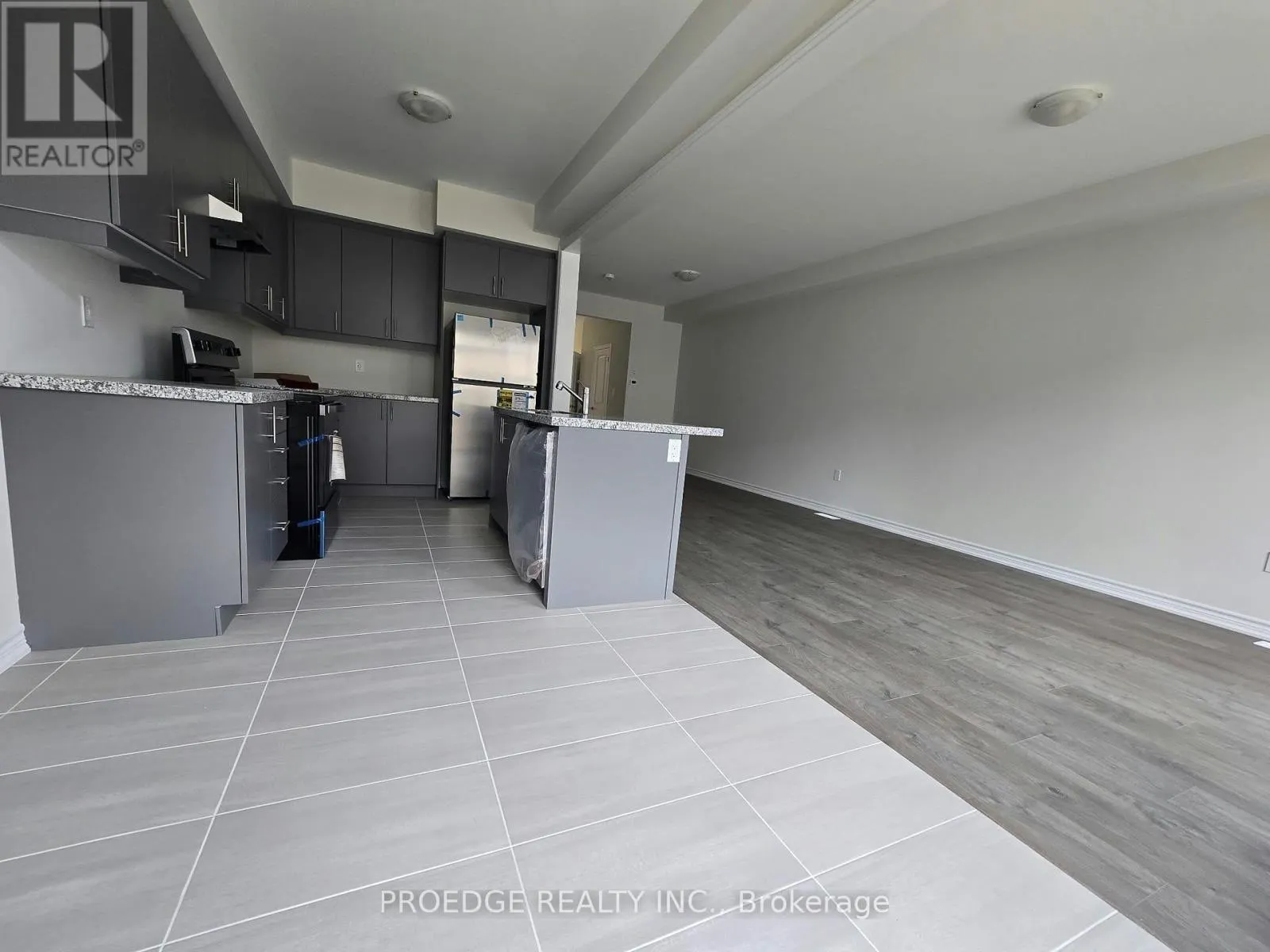 138 PERIWINKLE CRESCENT
