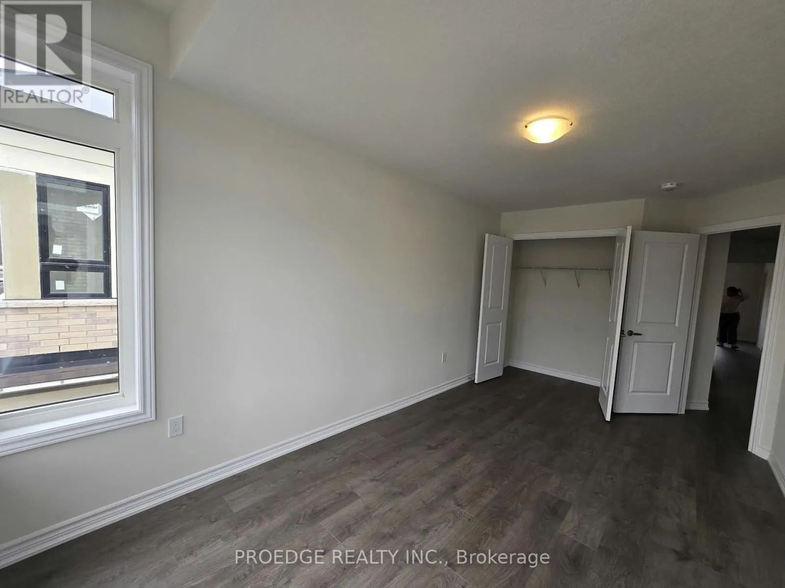 138 PERIWINKLE CRESCENT