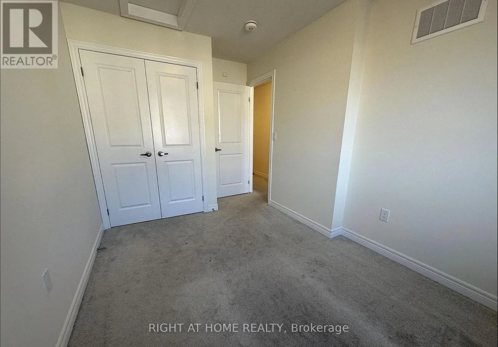 22 - 40 ZINFANDEL DRIVE