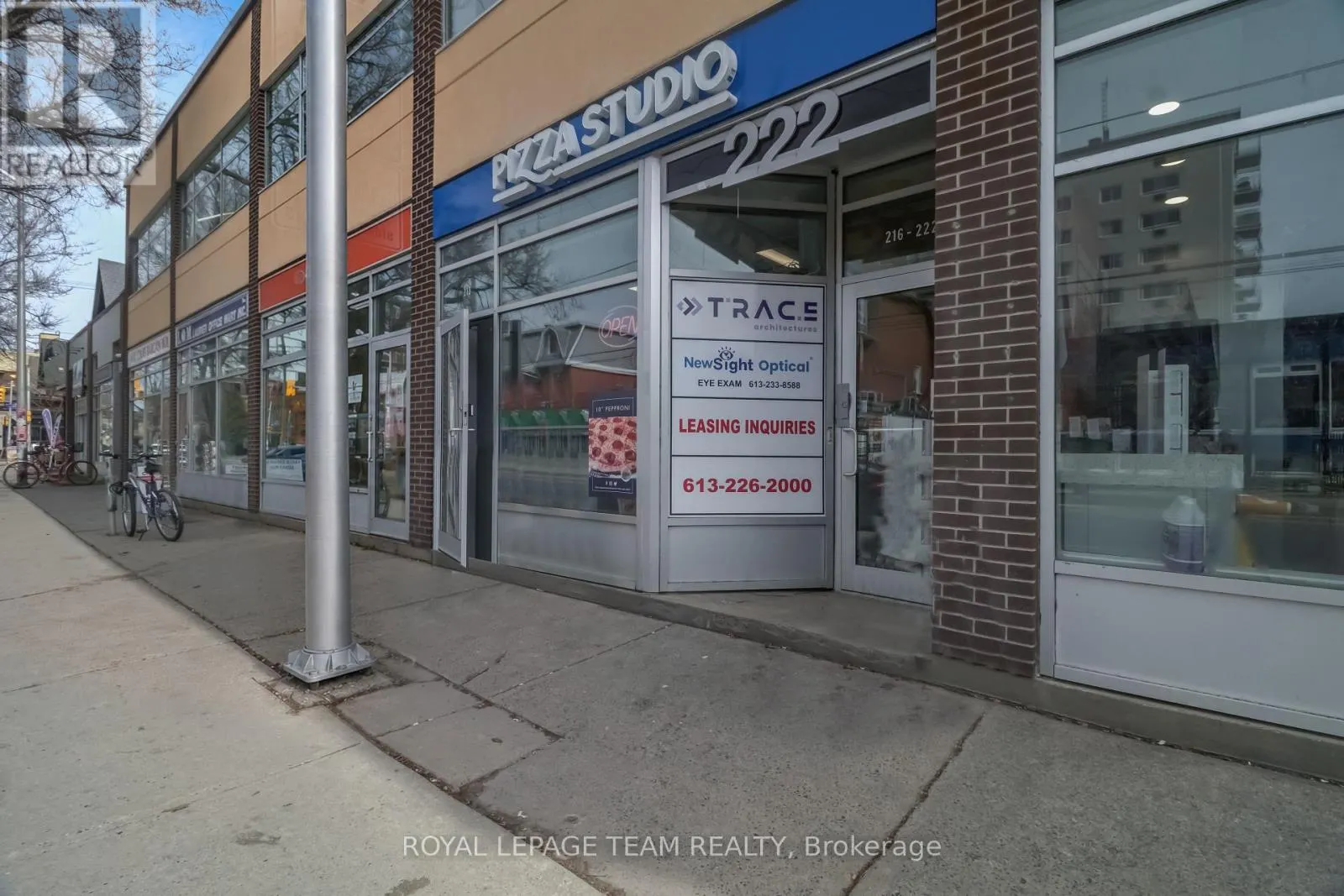 218 LAURIER AVENUE E