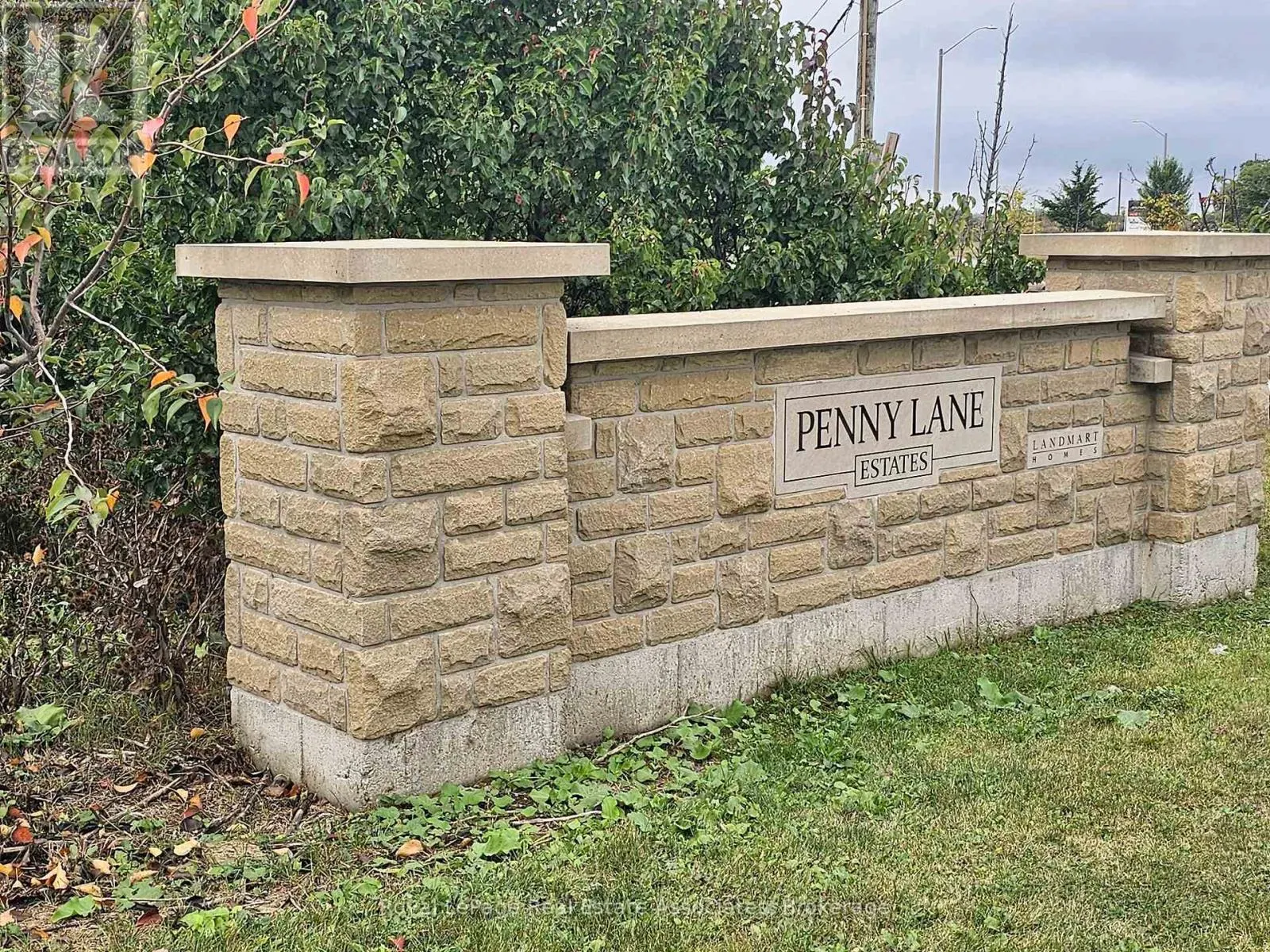 75 PICARDY DRIVE