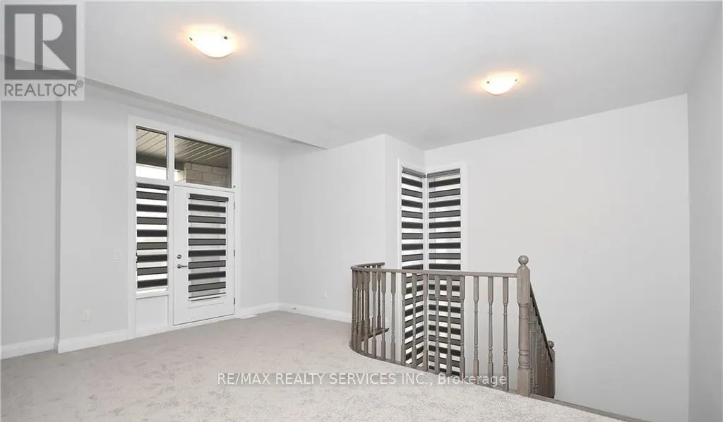 1267 UPPER THAMES DRIVE