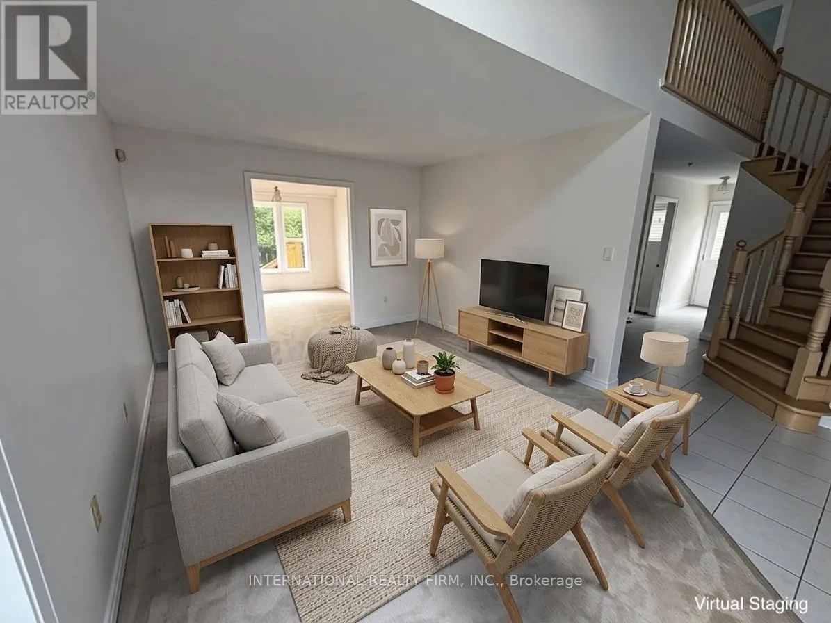 43 FALCONRIDGE DRIVE