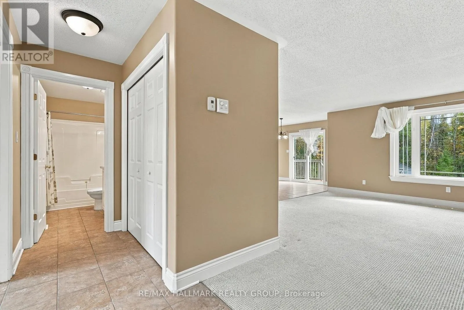 12 RED OAK DRIVE