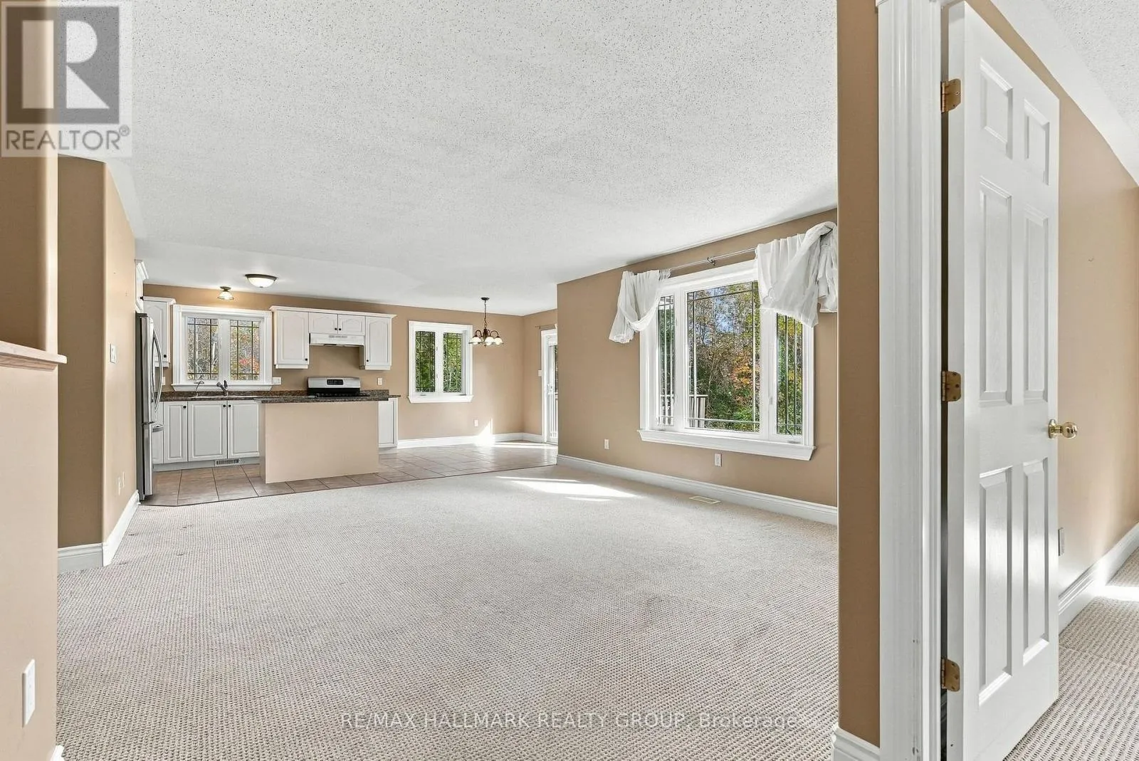 12 RED OAK DRIVE