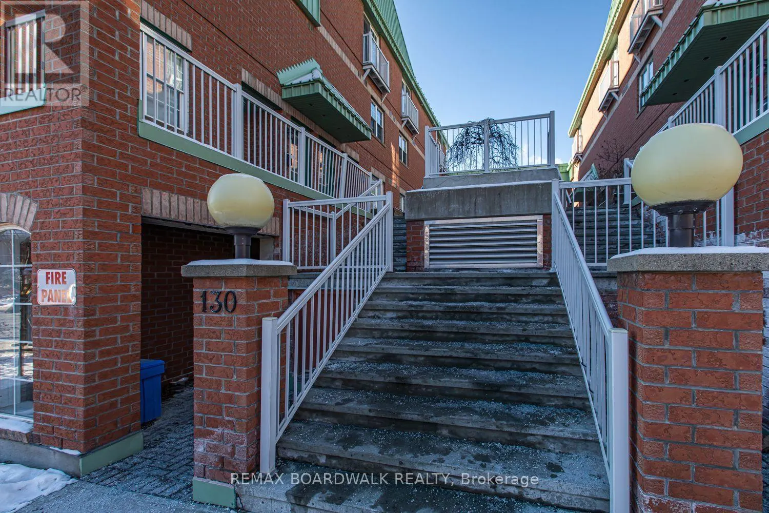 6 - 130 ROCHESTER STREET