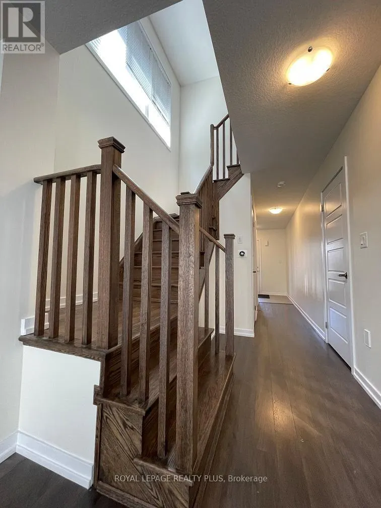 12 PAGEBROOK CRESCENT